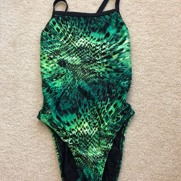 green speedo one piece - Picture 4 of 4